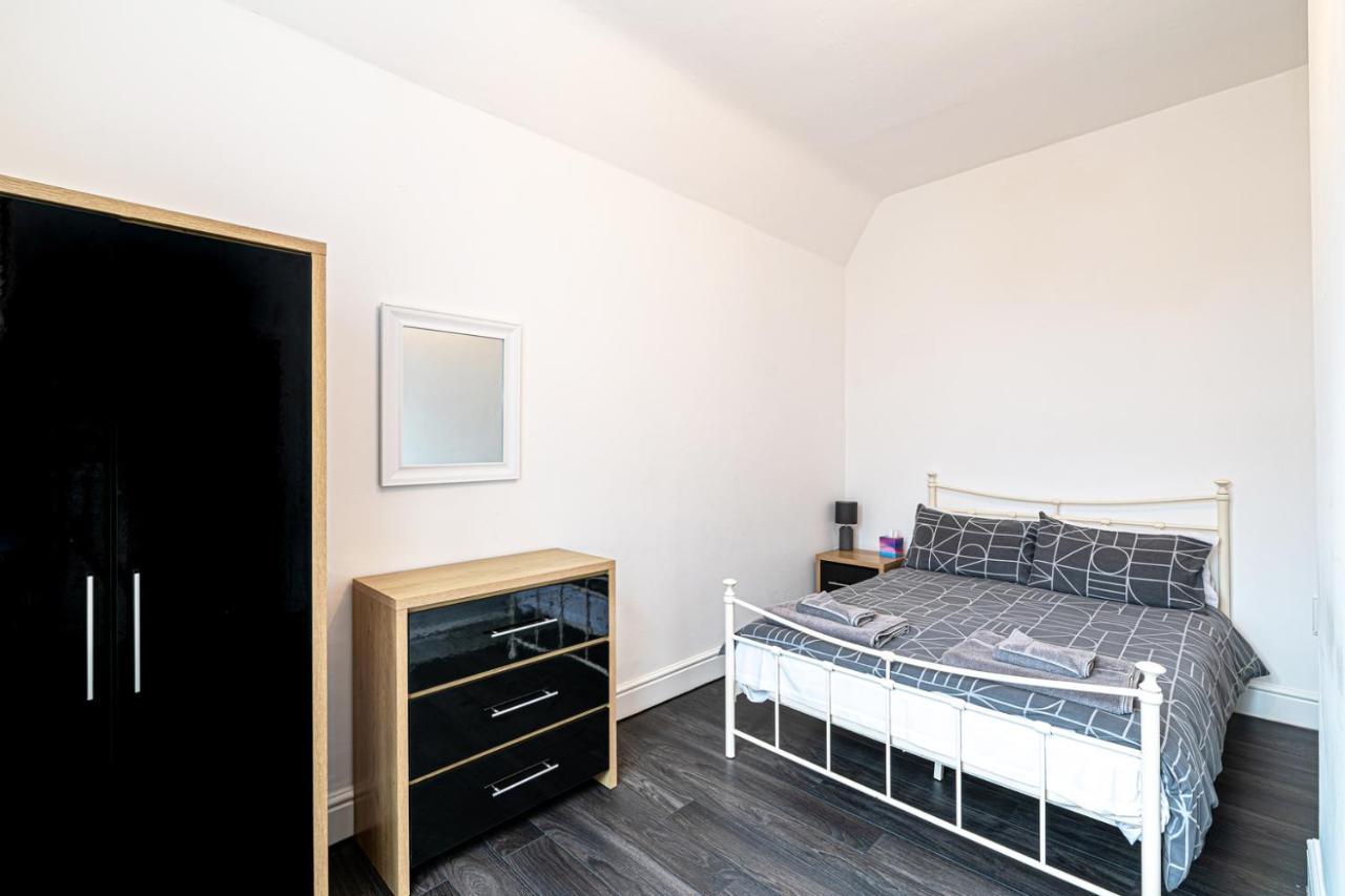 Two Bedroom Holiday Apartment كولوين باي المظهر الخارجي الصورة