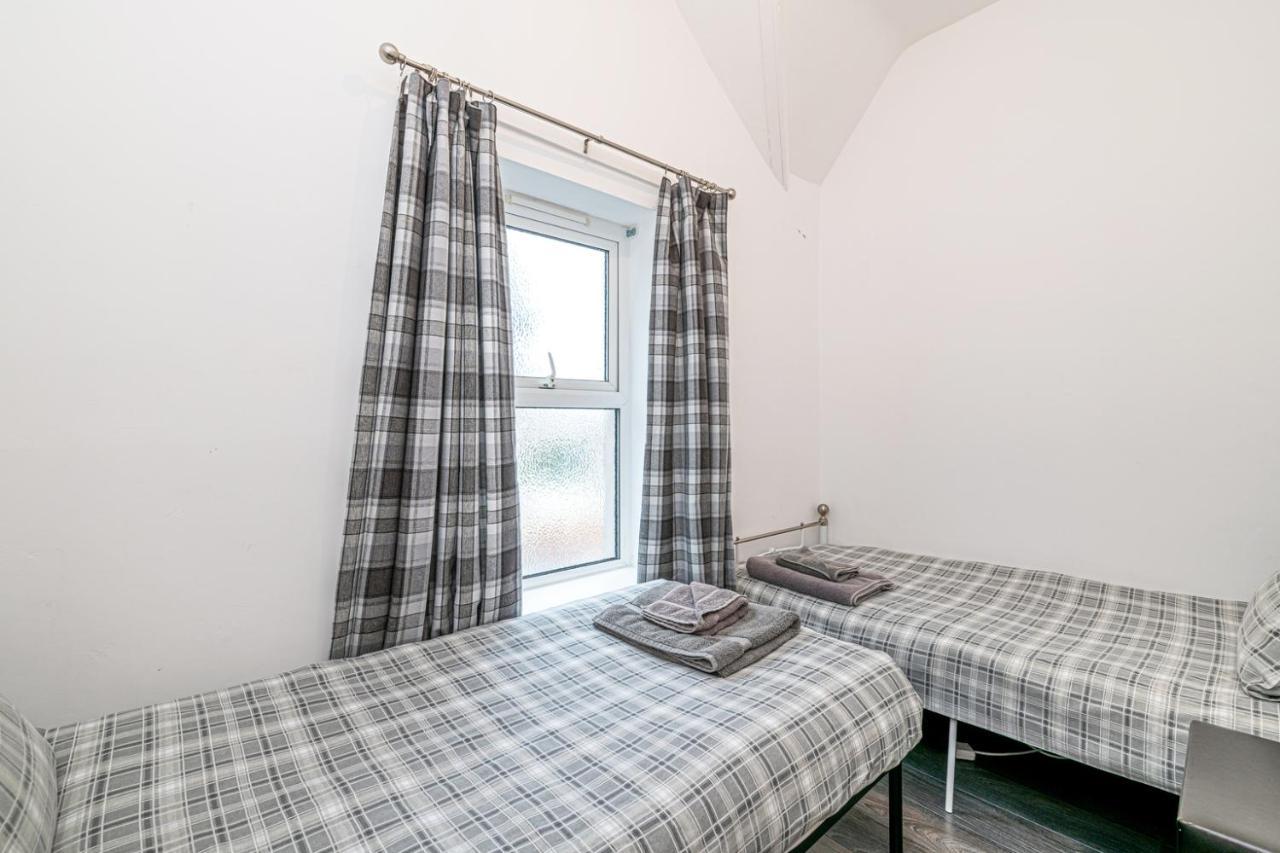 Two Bedroom Holiday Apartment كولوين باي المظهر الخارجي الصورة